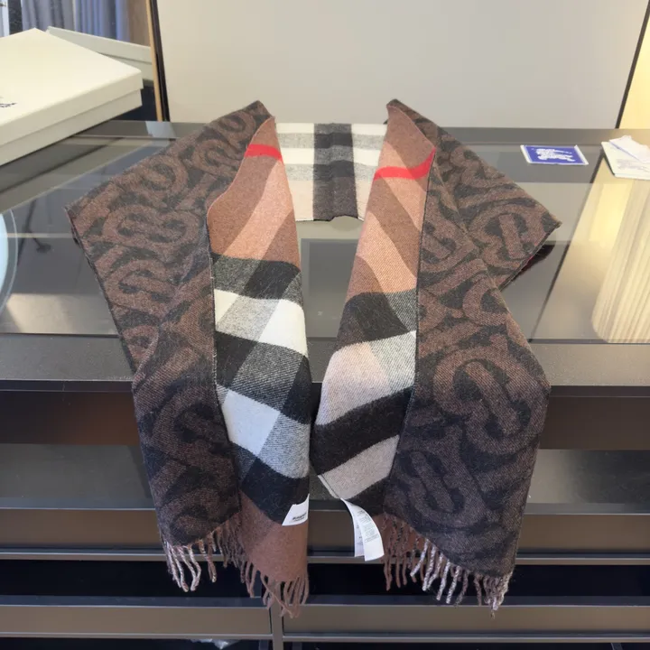 スーパーコピー バーバリー ス マフラー