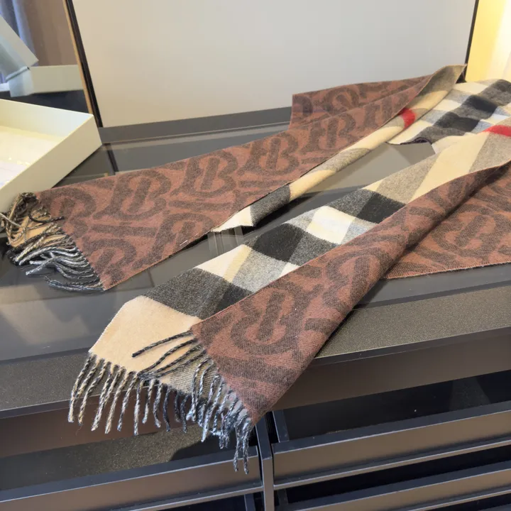 スーパーコピー バーバリー ス マフラー