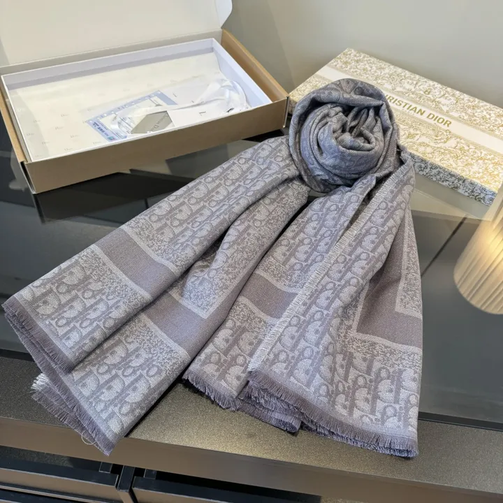 スーパーコピー ディオール マフラー