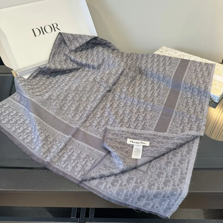 スーパーコピー ディオール マフラー