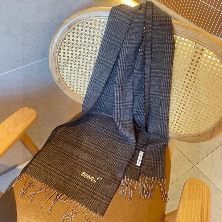 スーパーコピー ディオール マフラー