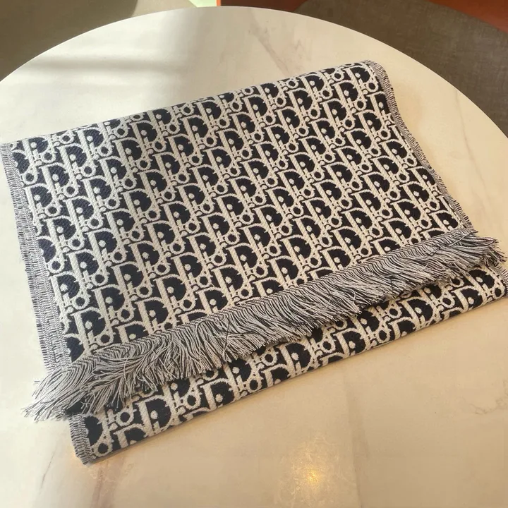 スーパーコピー ディオール マフラー