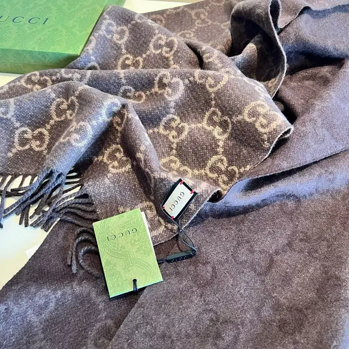 スーパーコピー グッチ マフラー