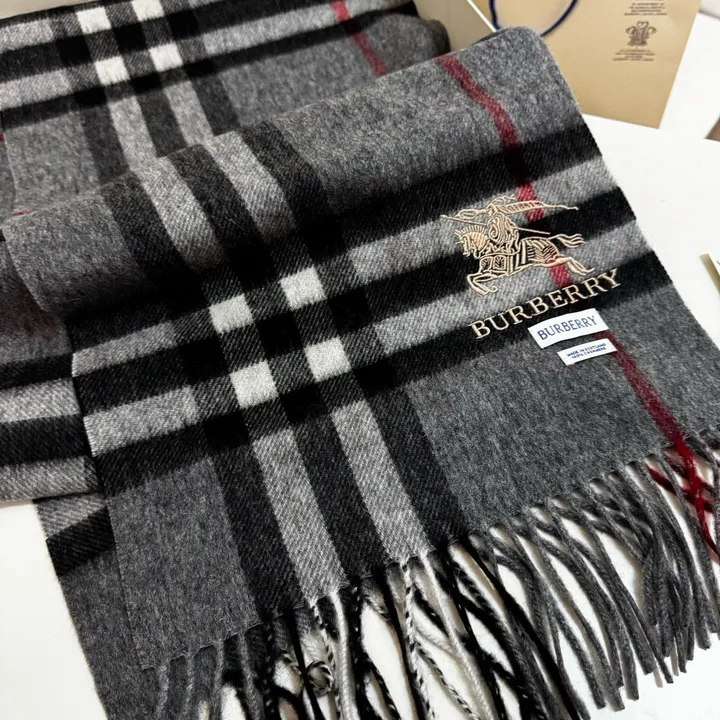 スーパーコピー バーバリー ス マフラー