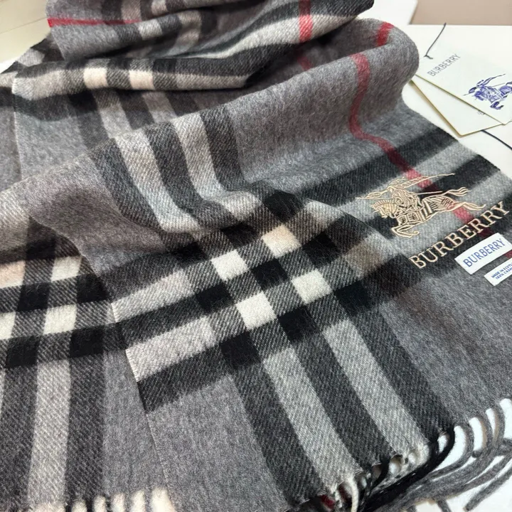 スーパーコピー バーバリー ス マフラー