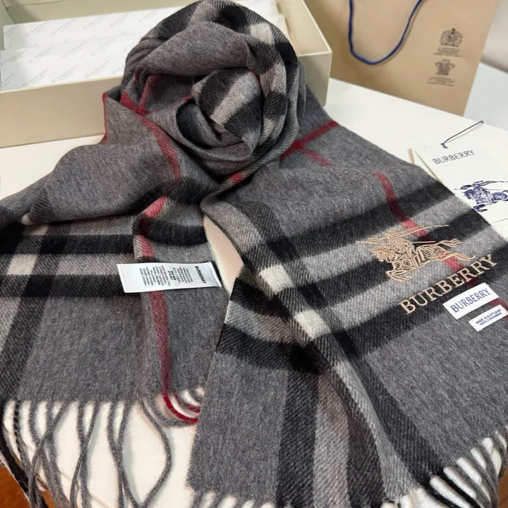 スーパーコピー バーバリー ス マフラー