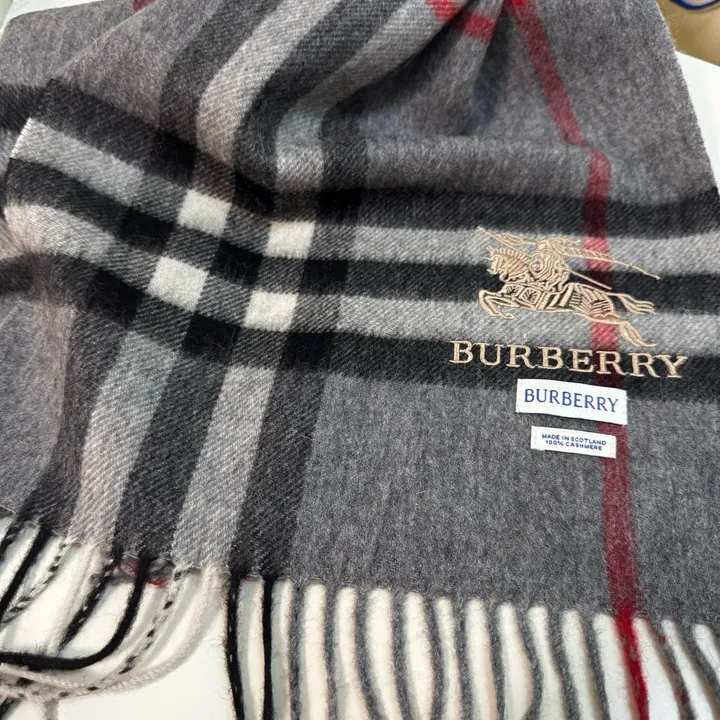 スーパーコピー バーバリー ス マフラー