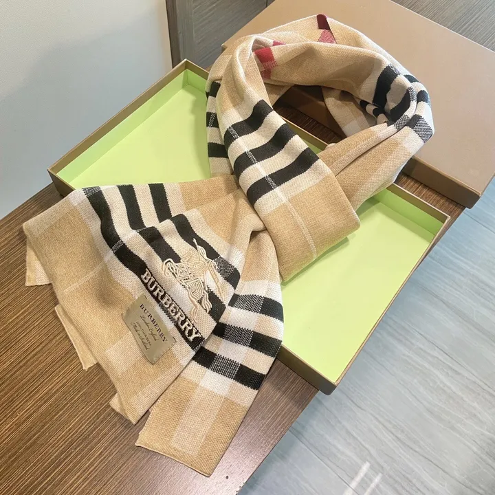 スーパーコピー バーバリー ス マフラー