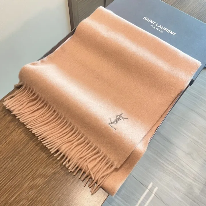 スーパーコピー バレンシアガ マフラー