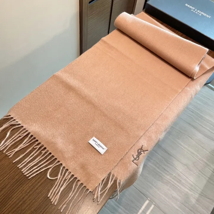 スーパーコピー バレンシアガ マフラー