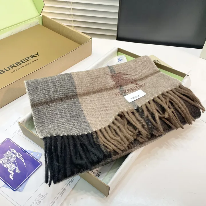 スーパーコピー バーバリー ス マフラー