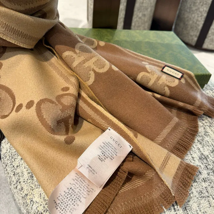 スーパーコピー グッチ マフラー