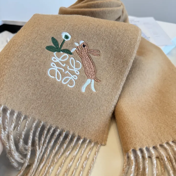 スーパーコピー ロエベ マフラー