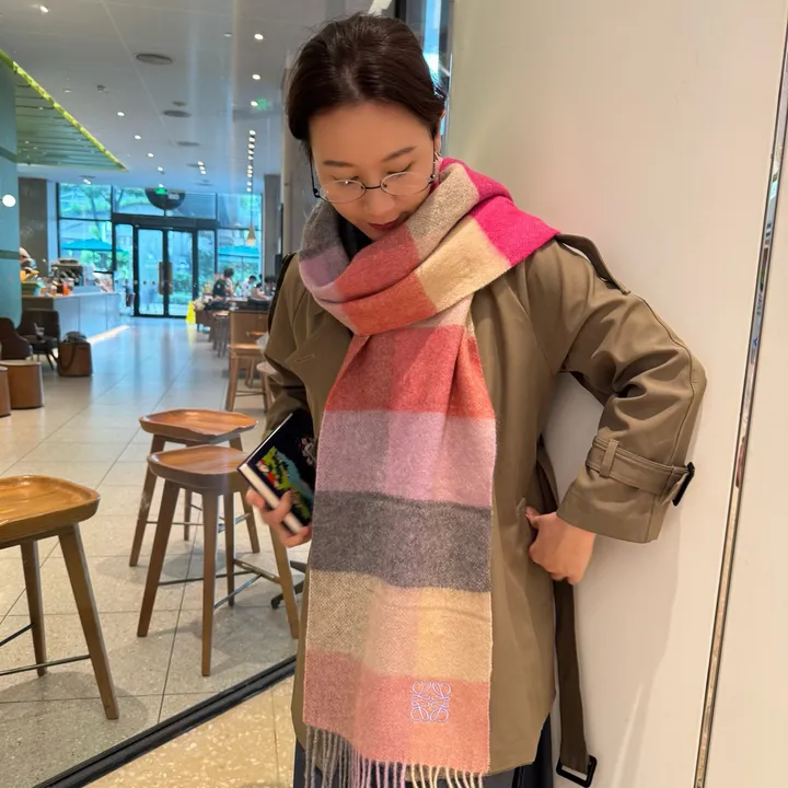 スーパーコピー ロエベ マフラー