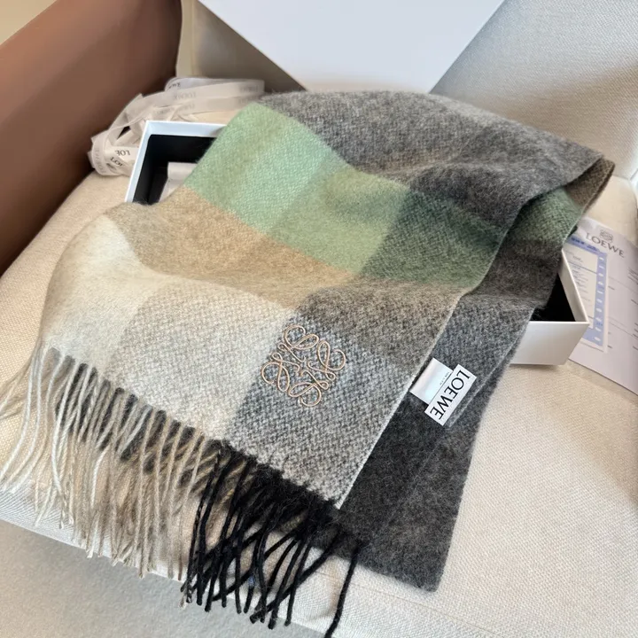 スーパーコピー ロエベ マフラー