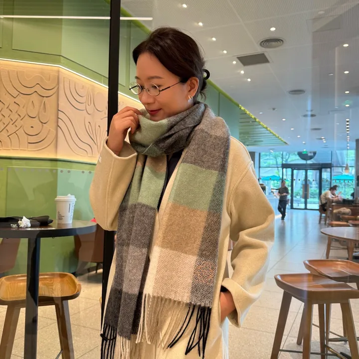 スーパーコピー ロエベ マフラー