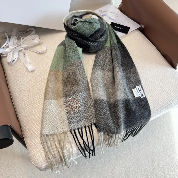 スーパーコピー ロエベ マフラー