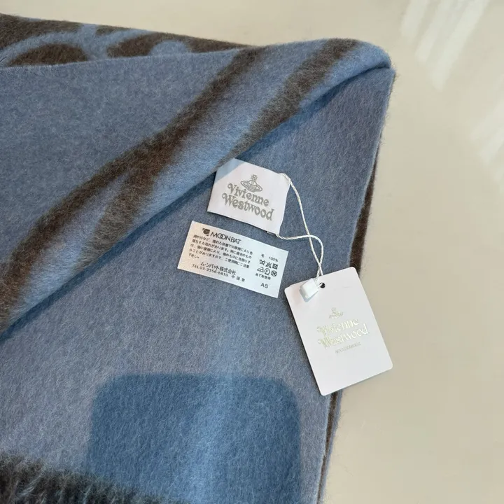 スーパーコピー ミュウミュウ マフラー