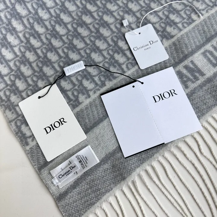 スーパーコピー ディオール マフラー