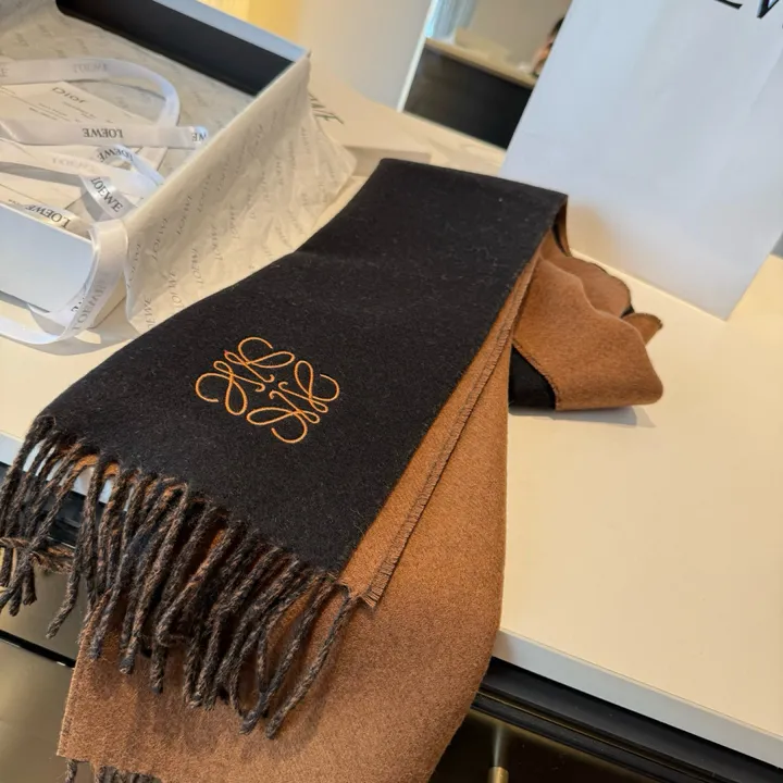 スーパーコピー ロエベ マフラー