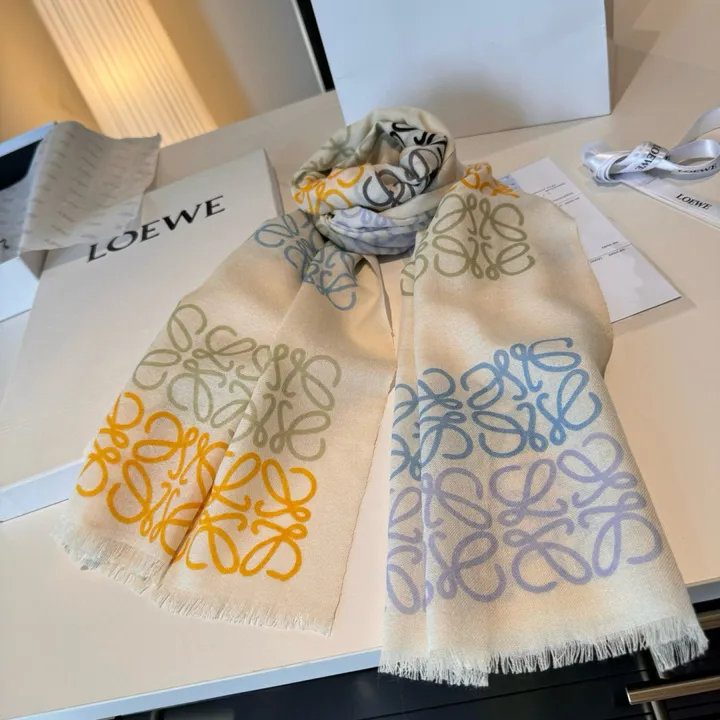 スーパーコピー ロエベ マフラー