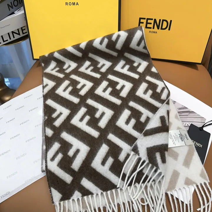 スーパーコピー フェンディ マフラー