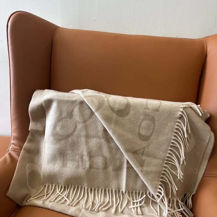 スーパーコピー コーチ マフラー