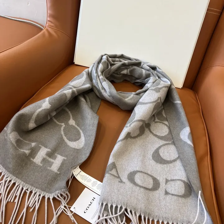 スーパーコピー コーチ マフラー