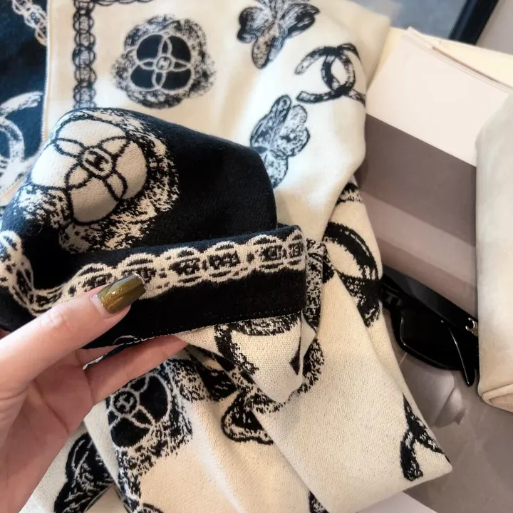 スーパーコピー シャネル マフラー