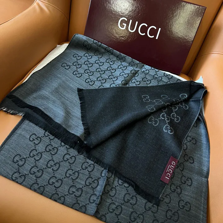 スーパーコピー グッチ マフラー