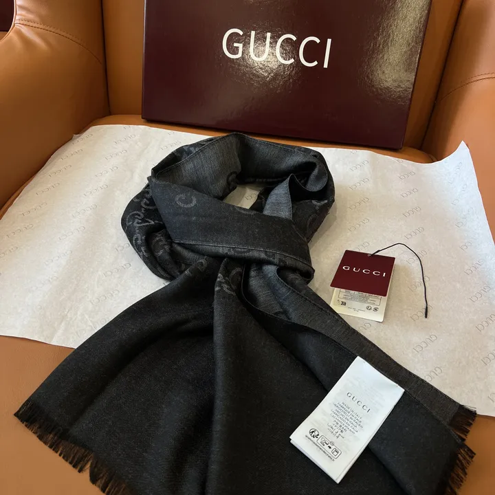 スーパーコピー グッチ マフラー