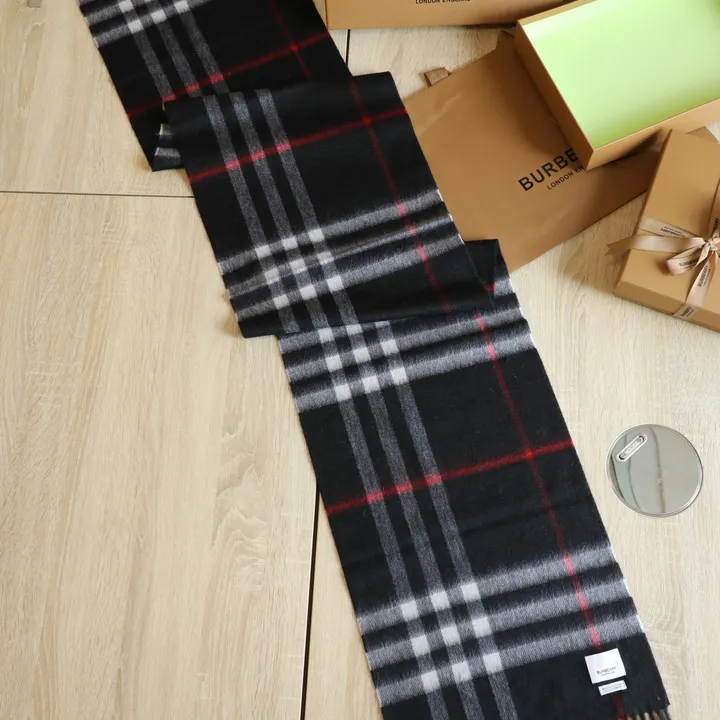 スーパーコピー バーバリー ス マフラー