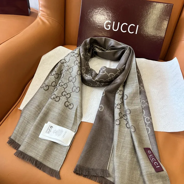 スーパーコピー グッチ マフラー