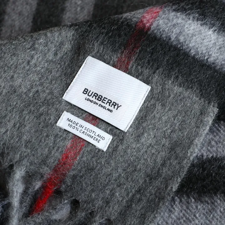 スーパーコピー バーバリー ス マフラー