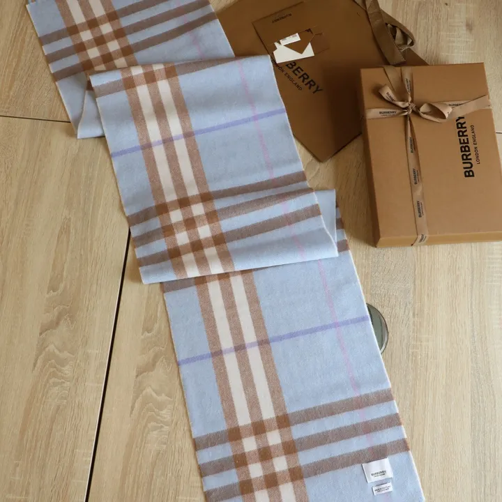 スーパーコピー バーバリー ス マフラー