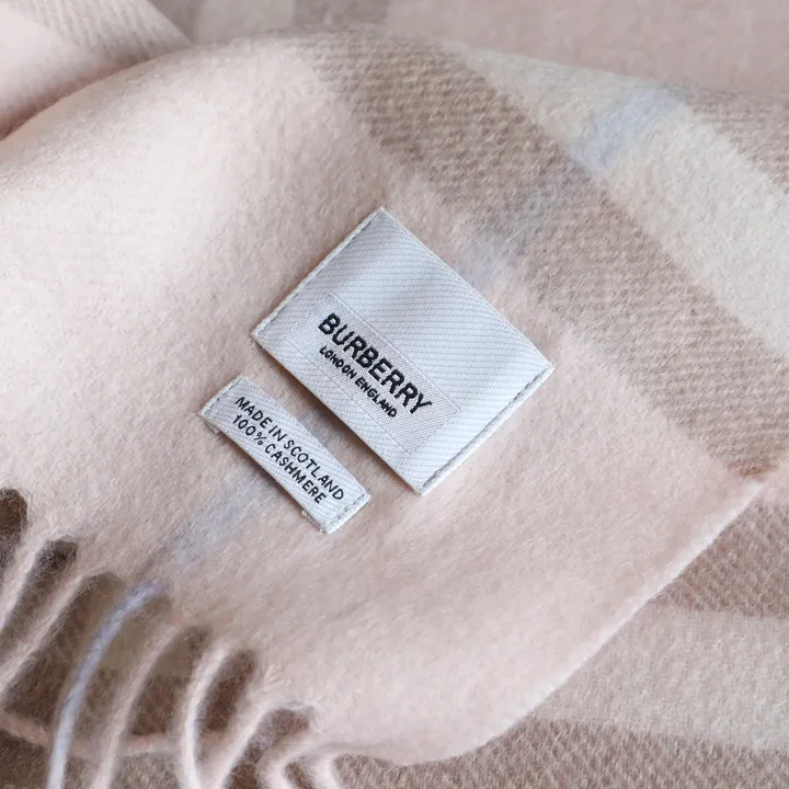 スーパーコピー バーバリー ス マフラー