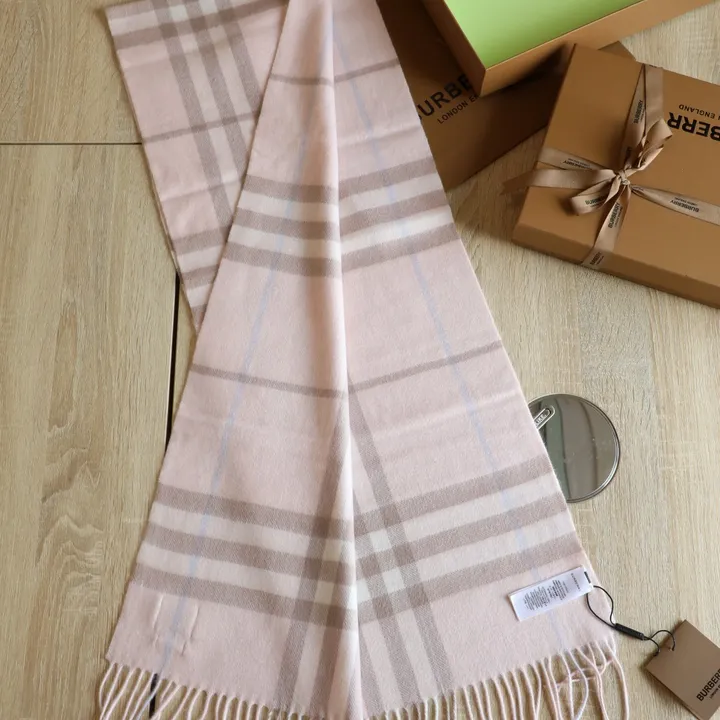 スーパーコピー バーバリー ス マフラー