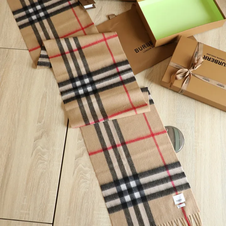 スーパーコピー バーバリー ス マフラー