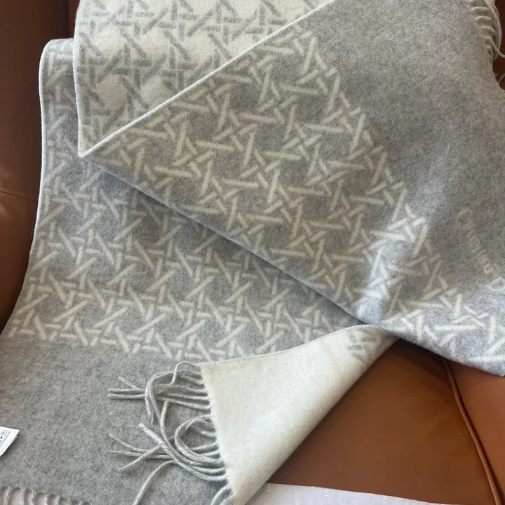 スーパーコピー ディオール マフラー