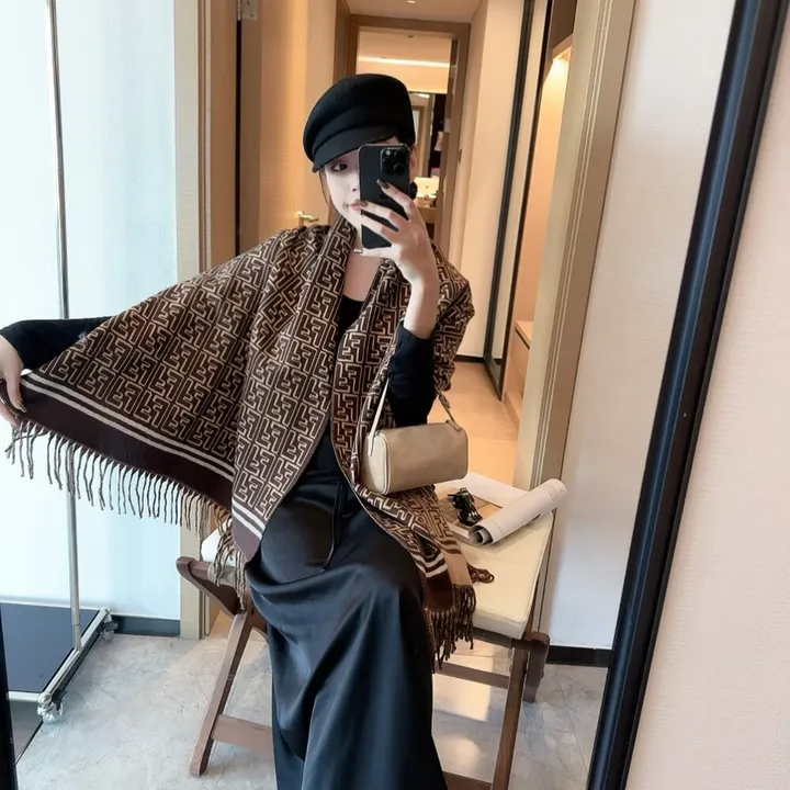 スーパーコピー フェンディ マフラー