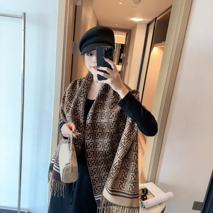 スーパーコピー フェンディ マフラー