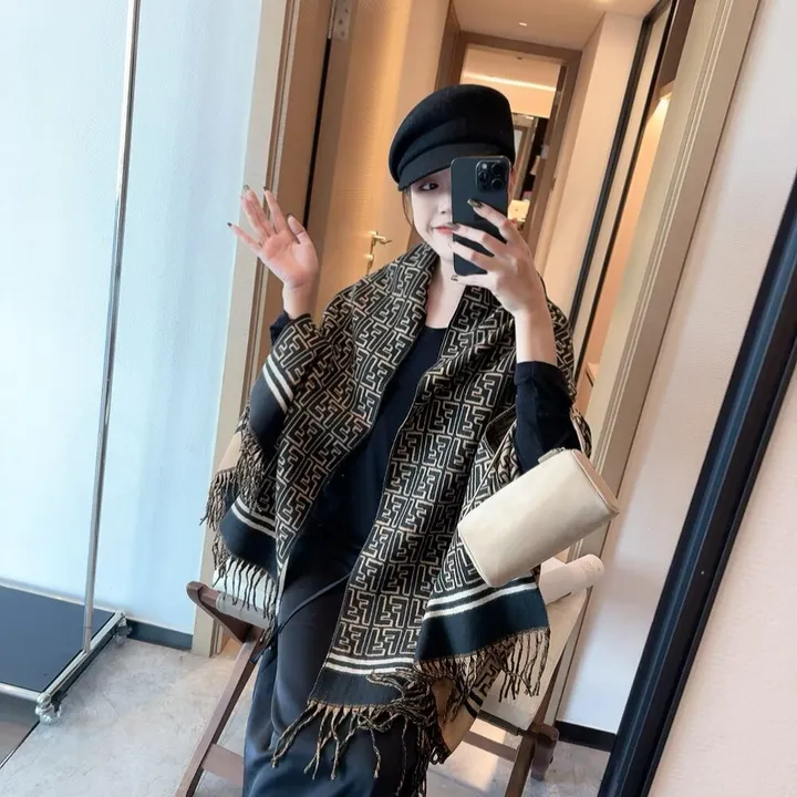 スーパーコピー フェンディ マフラー