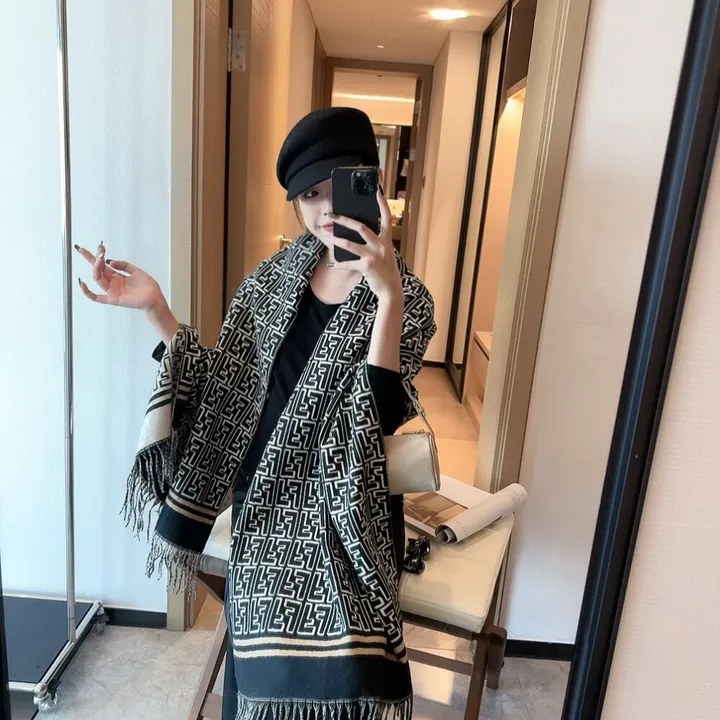 スーパーコピー フェンディ マフラー