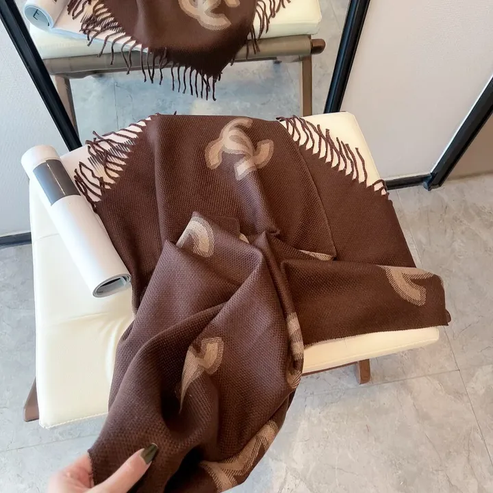 スーパーコピー シャネル マフラー