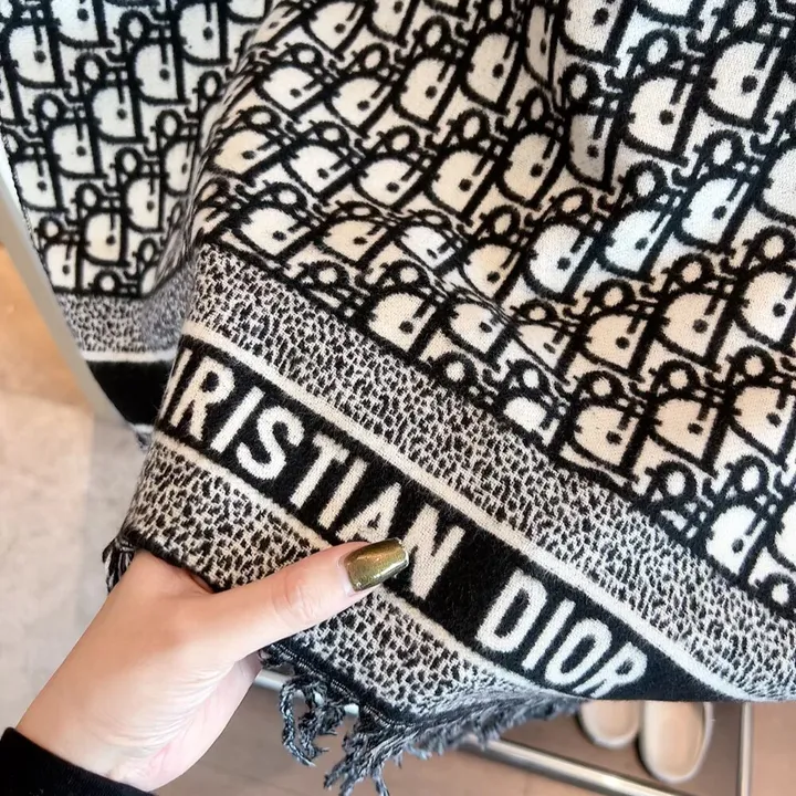 スーパーコピー グッチ マフラー