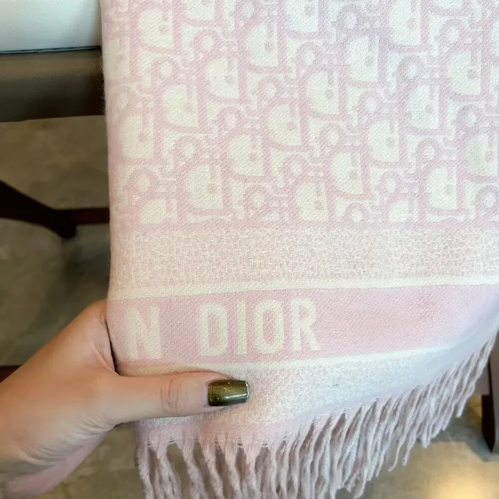 スーパーコピー グッチ マフラー