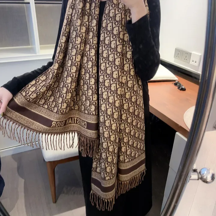 スーパーコピー グッチ マフラー