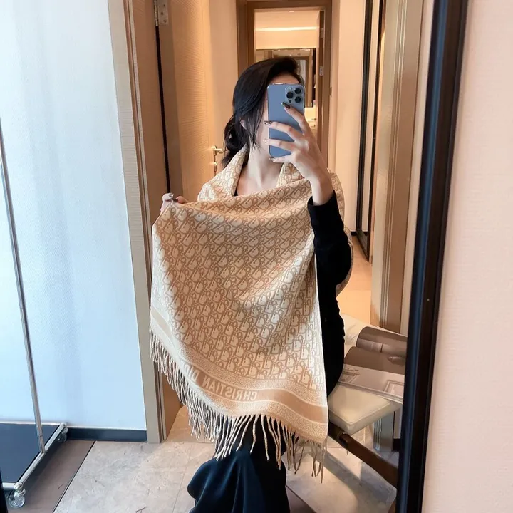 スーパーコピー グッチ マフラー