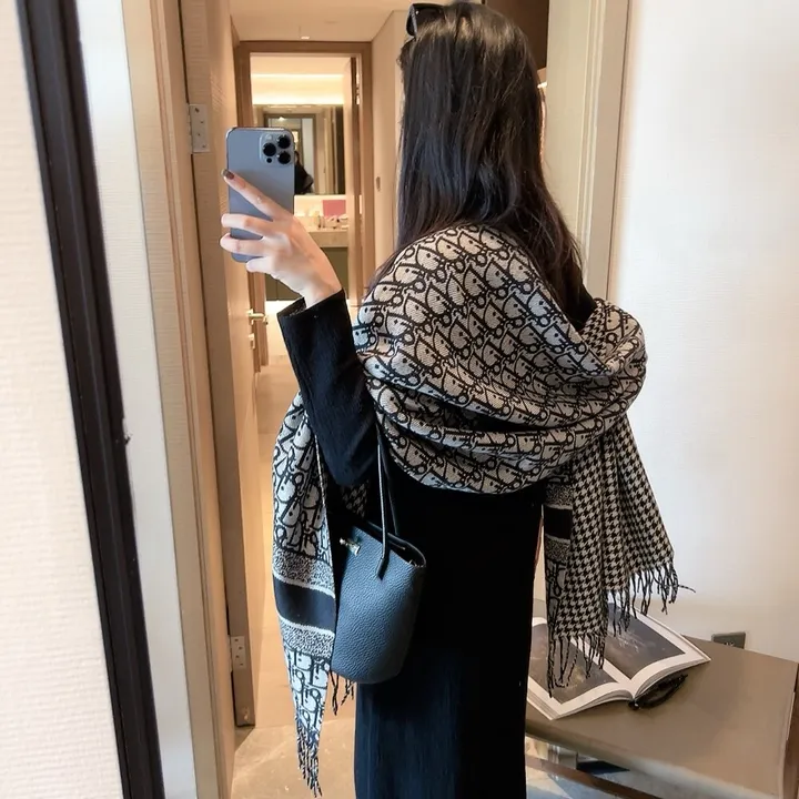 スーパーコピー グッチ マフラー