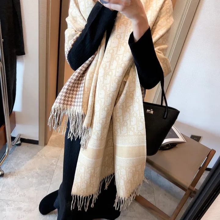 スーパーコピー グッチ マフラー